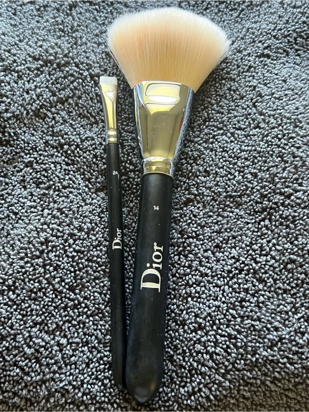 Dior Makeup Brush Set - Black Handles with Beige Bristles